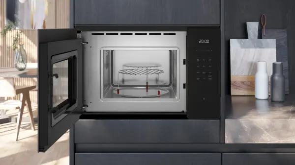 Siemens BE525LMB2 iQ500 Built-In Microwave with grill Siyah - görsel 4