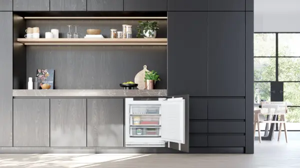 Siemens iQ500 Ankastre Derin Dondurucu 82 x 59.8 cm softClosing Düz Menteşe - görsel 2